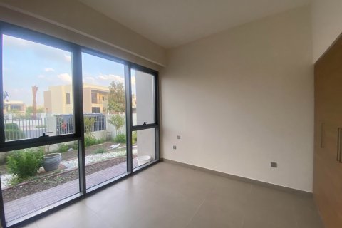 Villa in Dubai Hills Estate, Dubai 5 bedrooms, 348.39 sq.m. № 137318 - photo 10