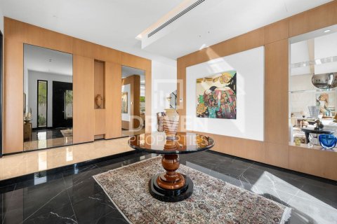 Villa in Umm Al Sheif Villas, Umm Al Sheif, Dubai 7 bedrooms, 743.22 sq.m. № 135933 - photo 2