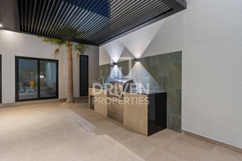 Villa in Umm Al Sheif Villas, Umm Al Sheif, Dubai 7 bedrooms, 743.22 sq.m. № 135933 - photo 26