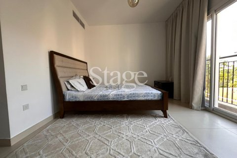Купить виллу в Casa Viva, Serena, Дубай: 3 спальни, 186м², № 122107 - фото 9