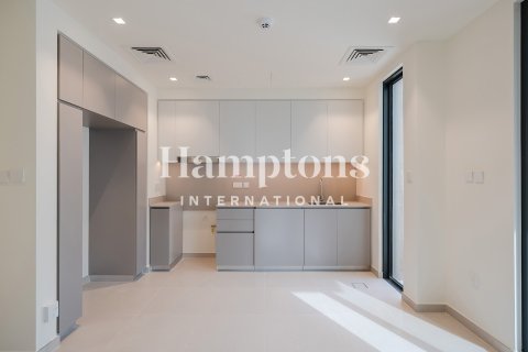 Снять в аренду таунхаус в Dubai South (Dubai World Central), Дубай: 3 спальни, 141.03976042м², № 70972 - фото 4