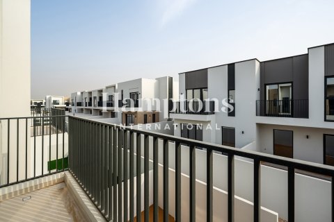 Снять в аренду таунхаус в Dubai South (Dubai World Central), Дубай: 3 спальни, 141.03976042м², № 70972 - фото 15