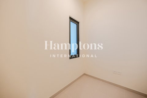 Снять в аренду таунхаус в Dubai South (Dubai World Central), Дубай: 3 спальни, 141.03976042м², № 70972 - фото 10