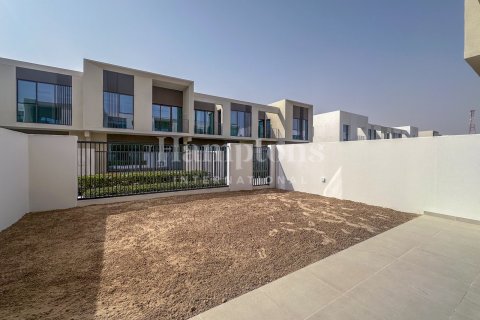 Снять в аренду таунхаус в Al Manara, Jumeirah Village Triangle, Дубай: 3 спальни, 173.99988676м², № 70970 - фото 8