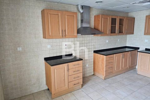 Appartement à Jumeirah Lake Towers, Dubai, 2 chambres, 183 m², № 57488 - photo 3