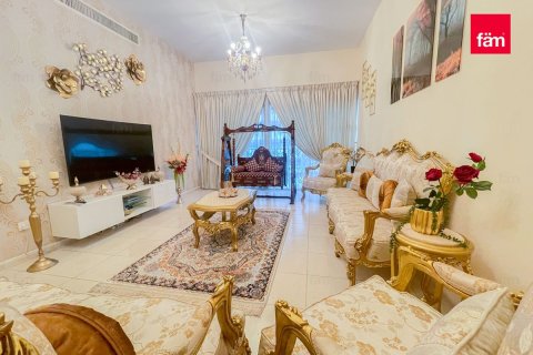 Apartamento en Dubai Sports City, Dubai, 2 dormitorios, 135.4 m², № 47848 - foto 1