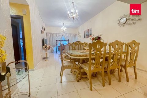 Apartamento en Dubai Sports City, Dubai, 2 dormitorios, 135.4 m², № 47848 - foto 3