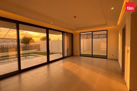 Villa à Jebel Ali, Dubai, 5 chambres, 675.5 m², № 137544 - photo 4