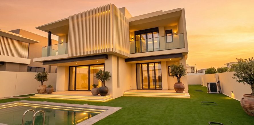 Villa à Jebel Ali, Dubai, 5 chambres, 675.5 m², № 137544