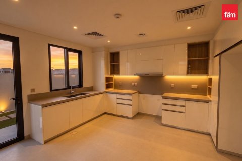 Villa à Jebel Ali, Dubai, 5 chambres, 675.5 m², № 137544 - photo 6