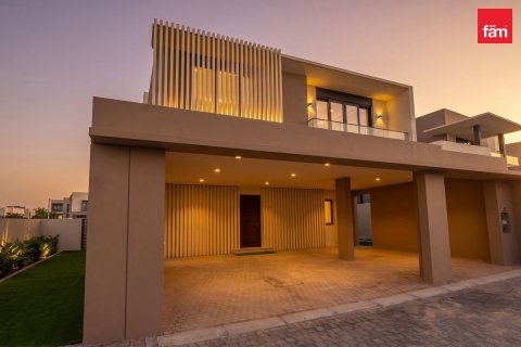 Villa à Jebel Ali, Dubai, 5 chambres, 675.5 m², № 137544 - photo 3