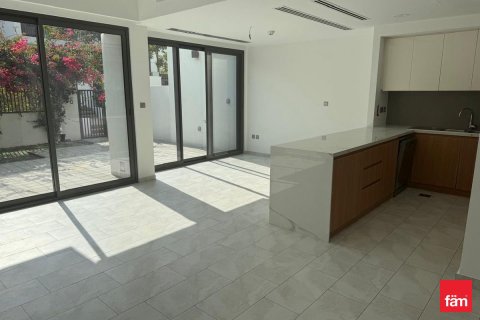 Townhouse in Dubai 3 bedrooms, 161 sq.m. № 112043 - photo 6