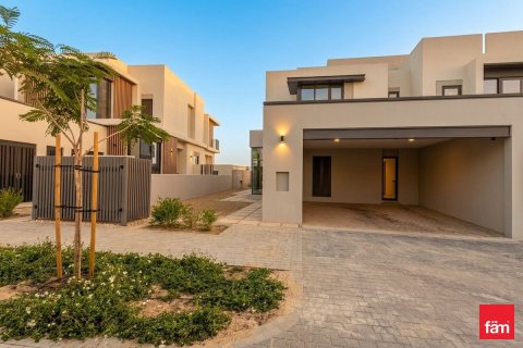 Townhouse in Jebel Ali, Dubai 4 bedrooms, 356.9 sq.m. № 112045 - photo 4
