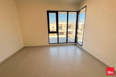 Townhouse in Jebel Ali, Dubai 4 bedrooms, 356.9 sq.m. № 112045 - photo 18
