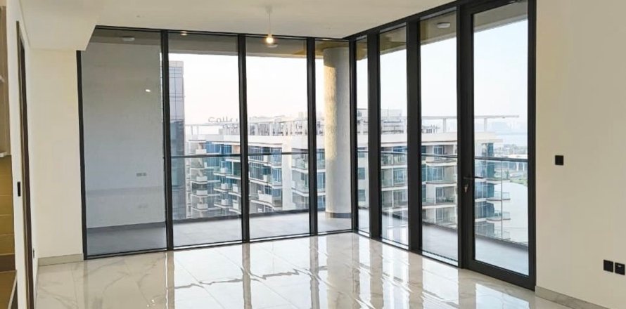 Apartment in Dubai 4 bedrooms, 200.8 sq.m. № 112044
