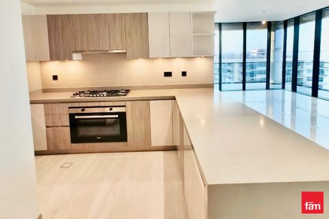 Apartment in Dubai 4 bedrooms, 200.8 sq.m. № 112044 - photo 18