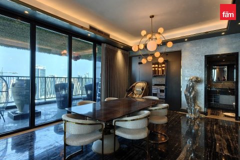 Apartment in Dubai 3 bedrooms, 266.5 sq.m. № 119102 - photo 8