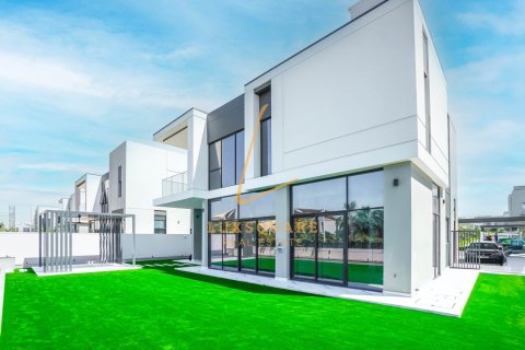 Villa en Al Furjan, Dubai, 5 dormitorios, 570 m², № 103167