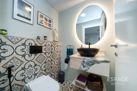Villa in Meadows, Dubai 4 bedrooms, 540 sq.m. № 122761 - photo 13