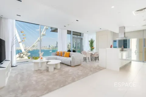 Apartment in Bluewaters, Dubai 3 bedrooms, 195 sq.m. № 122758