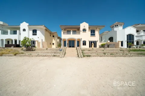 Villa in Palm Jumeirah, Dubai 4 bedrooms, 465 sq.m. № 122757 - photo 15