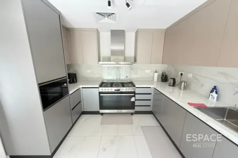 Villa à Springs 10, The Springs, Dubai, 3 chambres, 228 m², № 122756 - photo 6