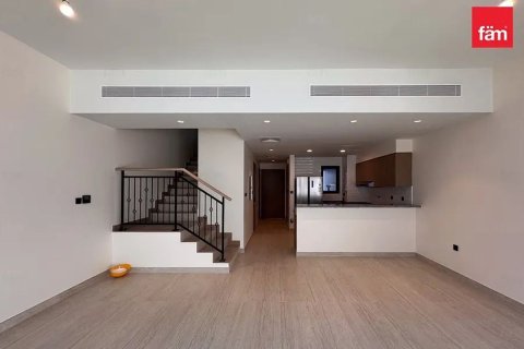 Таунхаус в Дубае, 4 спальни, 144м², № 96214