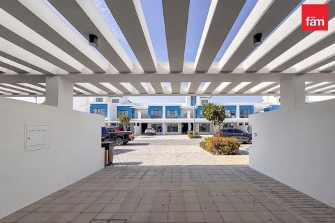 Снять в аренду таунхаус в Дубае: 4 спальни, 144м², № 96214 - фото 9