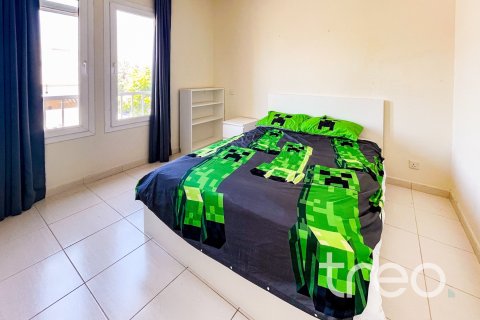 Снять в аренду виллу в The Springs, Дубай: 3 спальни, 208.66м², № 119884 - фото 10