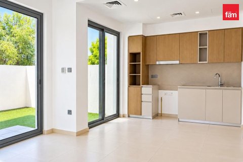 Villa en Dubai, 3 dormitorios, 128.6 m², № 141302