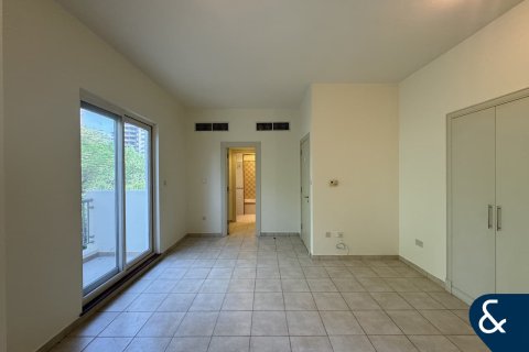 Townhouse in Victory Heights, Dubai Sports City, Dubai 4 bedrooms, 311 sq.m. № 76501 - photo 12