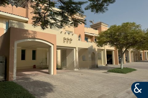 Townhouse in Victory Heights, Dubai Sports City, Dubai 4 bedrooms, 311 sq.m. № 76501 - photo 16