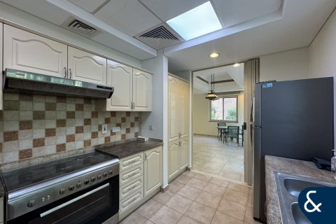 Townhouse in Victory Heights, Dubai Sports City, Dubai 4 bedrooms, 311 sq.m. № 76501 - photo 4