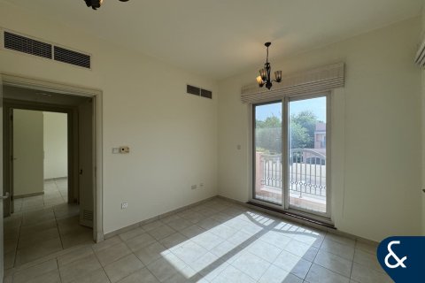 Townhouse in Victory Heights, Dubai Sports City, Dubai 4 bedrooms, 311 sq.m. № 76501 - photo 7