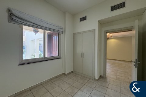 Townhouse in Victory Heights, Dubai Sports City, Dubai 4 bedrooms, 311 sq.m. № 76501 - photo 6