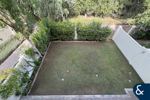 Townhouse in Victory Heights, Dubai Sports City, Dubai 4 bedrooms, 311 sq.m. № 76501 - photo 14