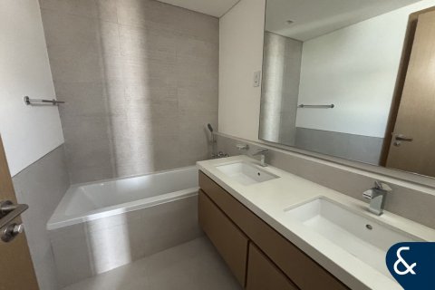 Villa in Al Furjan, Dubai 4 bedrooms, 347 sq.m. № 76487 - photo 10