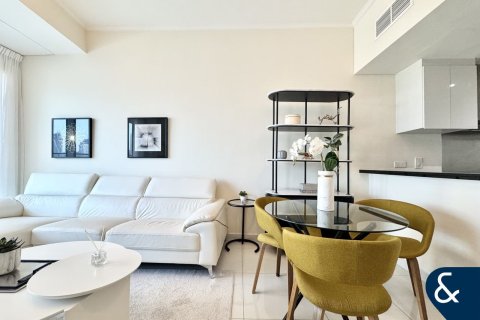 Apartment in Damac Heights, Dubai Marina, Dubai 1 bedroom, 79 sq.m. № 76502 - photo 2