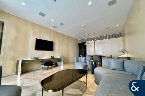 Apartment in FIVE Palm Jumeirah, Palm Jumeirah, Dubai 3 bedrooms, 216 sq.m. № 76503 - photo 1