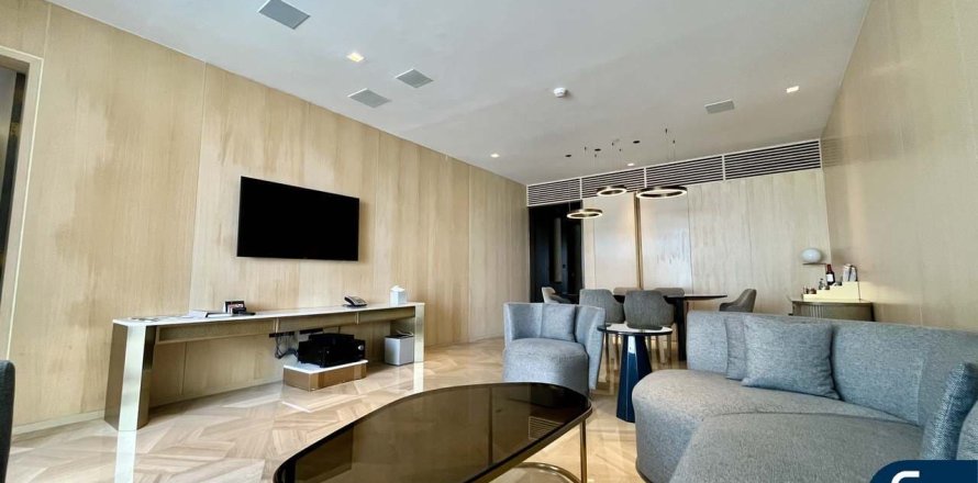 Apartment in FIVE Palm Jumeirah, Palm Jumeirah, Dubai 3 bedrooms, 216 sq.m. № 76503