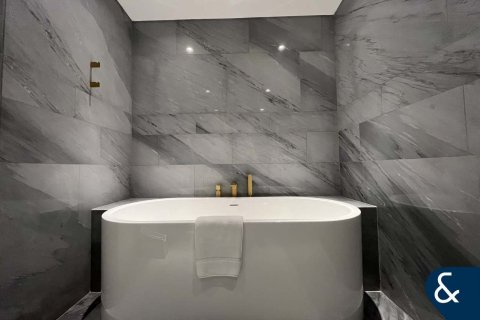 Apartment in FIVE Palm Jumeirah, Palm Jumeirah, Dubai 3 bedrooms, 216 sq.m. № 76503 - photo 11