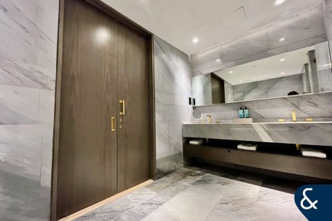 Apartment in FIVE Palm Jumeirah, Palm Jumeirah, Dubai 3 bedrooms, 216 sq.m. № 76503 - photo 10