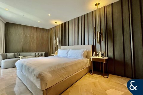 Apartment in FIVE Palm Jumeirah, Palm Jumeirah, Dubai 3 bedrooms, 216 sq.m. № 76503 - photo 2