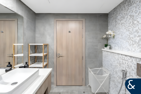 Apartment in Dubai Marina, Dubai 1 bedroom, 95 sq.m. № 76477 - photo 11