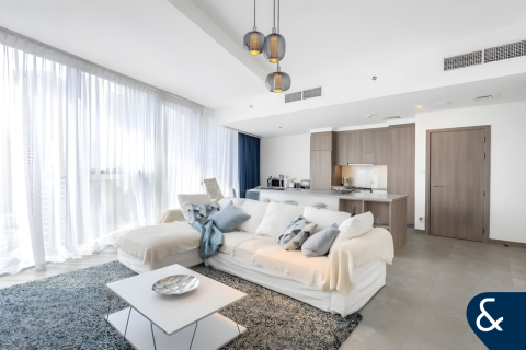 Apartment in Dubai Marina, Dubai 1 bedroom, 95 sq.m. № 76477 - photo 1