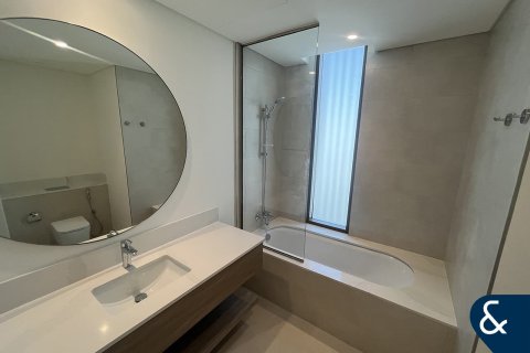 Снять в аренду виллу в The Valley, Дубай: 3 спальни, 174м², № 76485 - фото 9