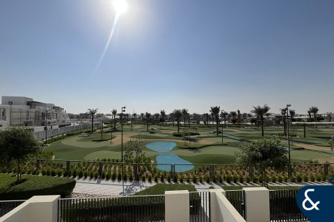 Снять в аренду виллу в The Valley, Дубай: 3 спальни, 174м², № 76485 - фото 15