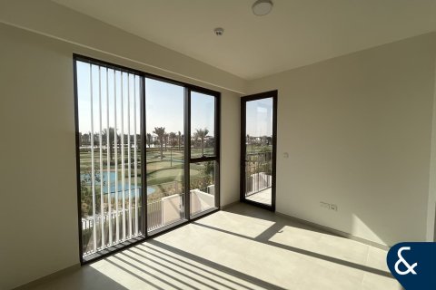 Снять в аренду виллу в The Valley, Дубай: 3 спальни, 174м², № 76485 - фото 11