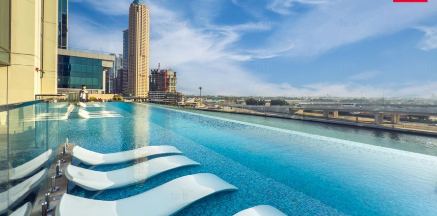 Квартира в Бизнес-Бэе, Дубай, 2 спальни, 102.3м², № 89503