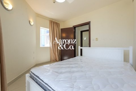 Снять в аренду квартиру в Джумейра Лейк Тауэрс, Дубай: 2 спальни, 89м², № 123965 - фото 5